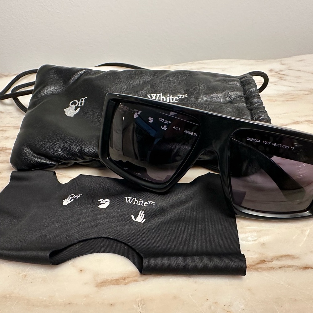 Off-White Black Rectangular Sunglasses